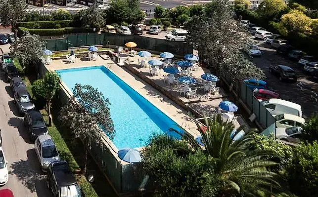 Bright 2 Min Metro B 20 Min Colosseum Private Bathroom Swimming Pool Free Parking Rzym